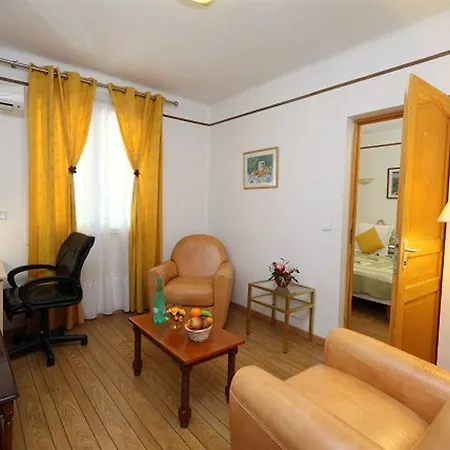 Eden Hotel